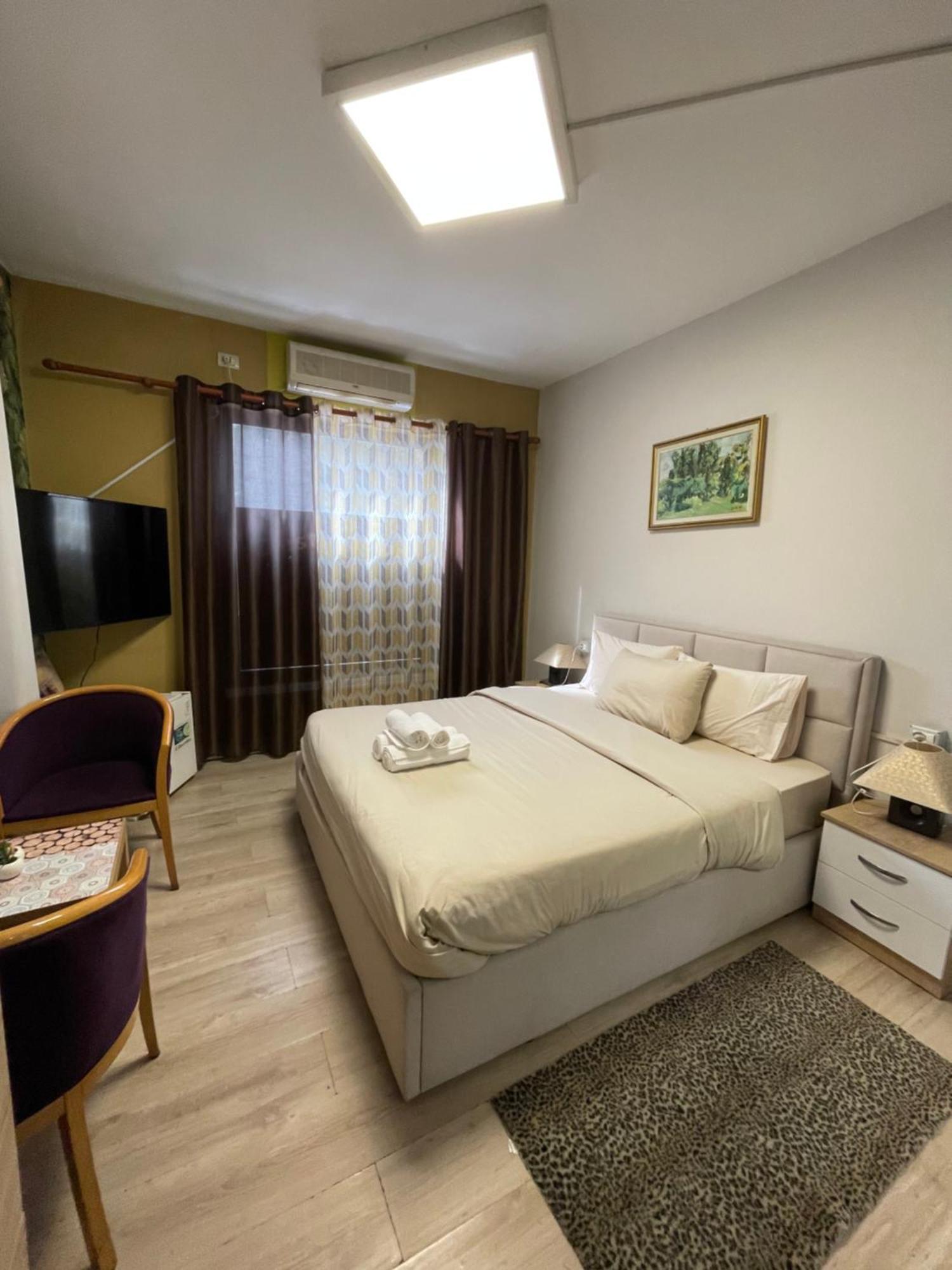 Destinacion Central Room Tiranë Ngoại thất bức ảnh