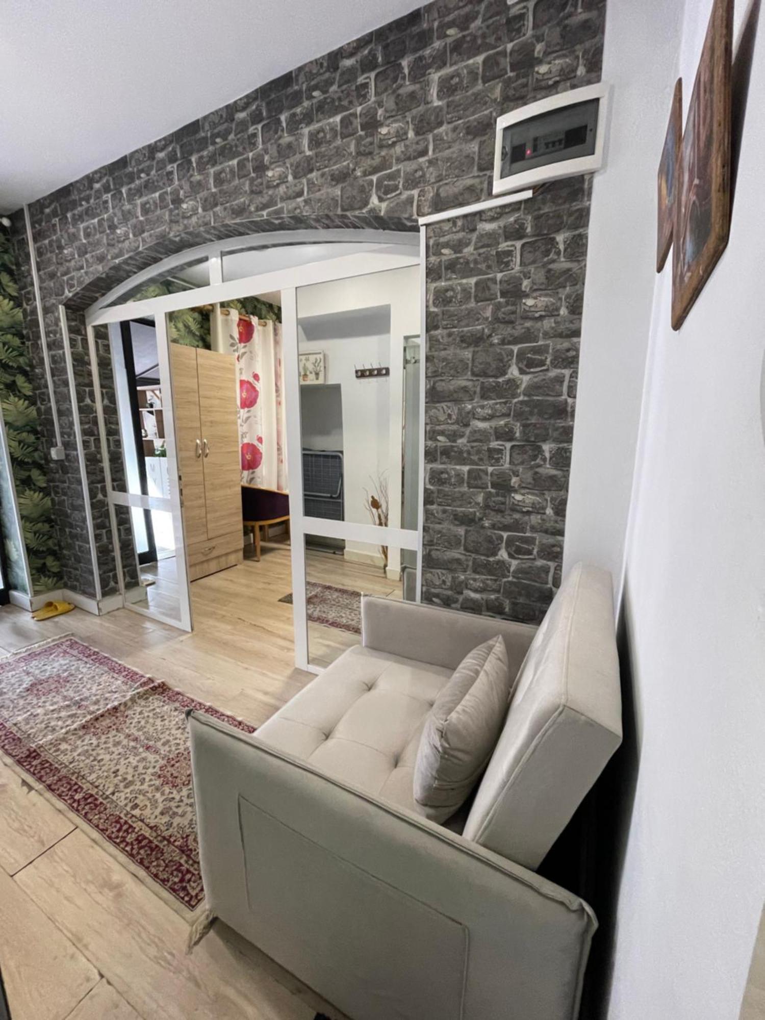 Destinacion Central Room Tiranë Ngoại thất bức ảnh